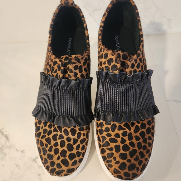 Donald Pliner Leopard Print Hairy Calf Brown Black Slip-On Flats Shoes Size 8.5M - Picture 7 of 13